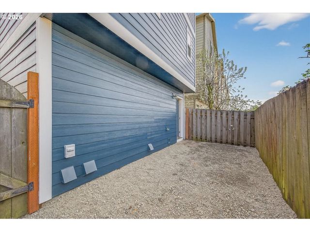 2743 Se 98TH Ave 3, Portland, OR 97266