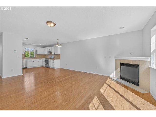 2743 Se 98TH Ave 3, Portland, OR 97266