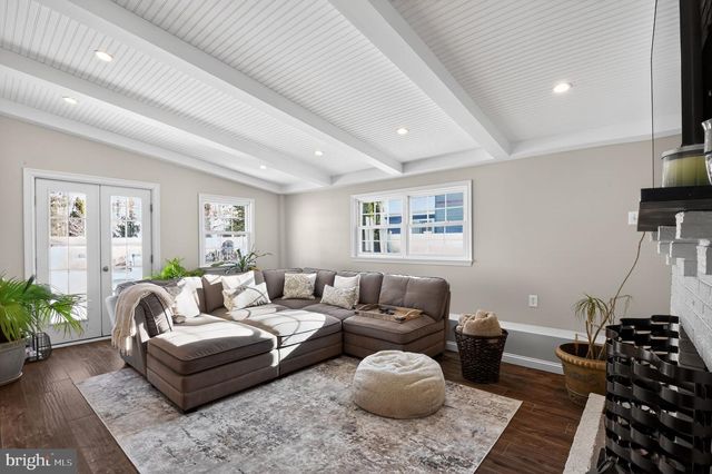 1014 RICHARD DR, Linwood, NJ 08221