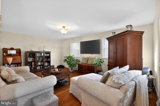 1014 RICHARD DR, Linwood, NJ 08221