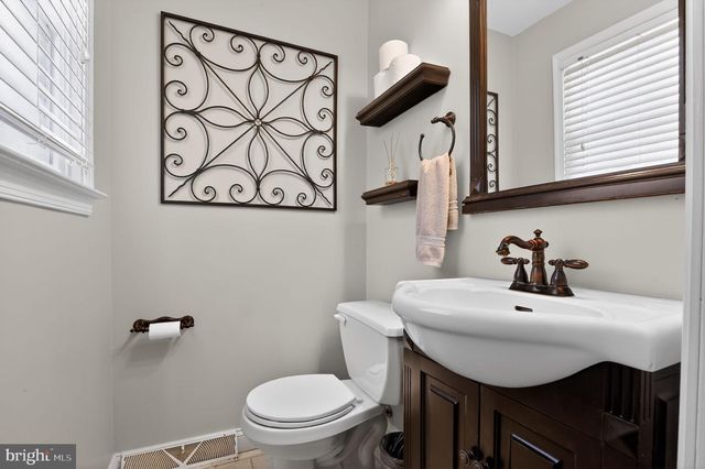 1014 RICHARD DR, Linwood, NJ 08221