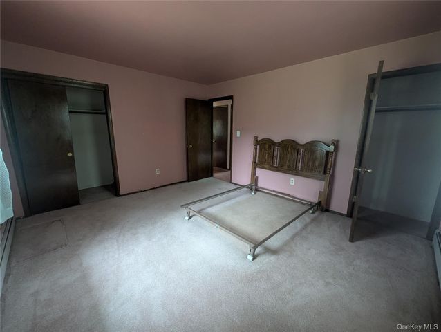 6 Crawford Street, Pine Bush, NY 12566