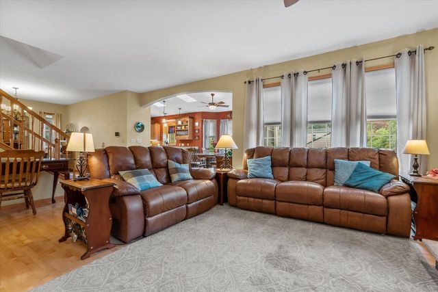 3160 S 85th STREET, Milwaukee, WI 53227