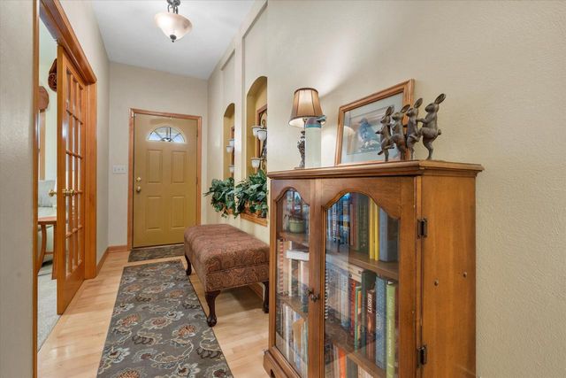 3160 S 85th STREET, Milwaukee, WI 53227