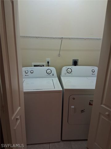 2710 Cypress Trace CIR 3034, Naples, FL 34119