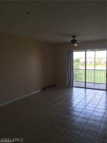 2710 Cypress Trace CIR 3034, Naples, FL 34119