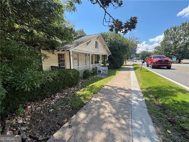 232 Main Street E, Dahlonega, GA 30533