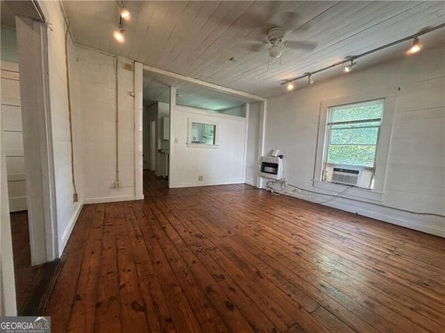 232 Main Street E, Dahlonega, GA 30533