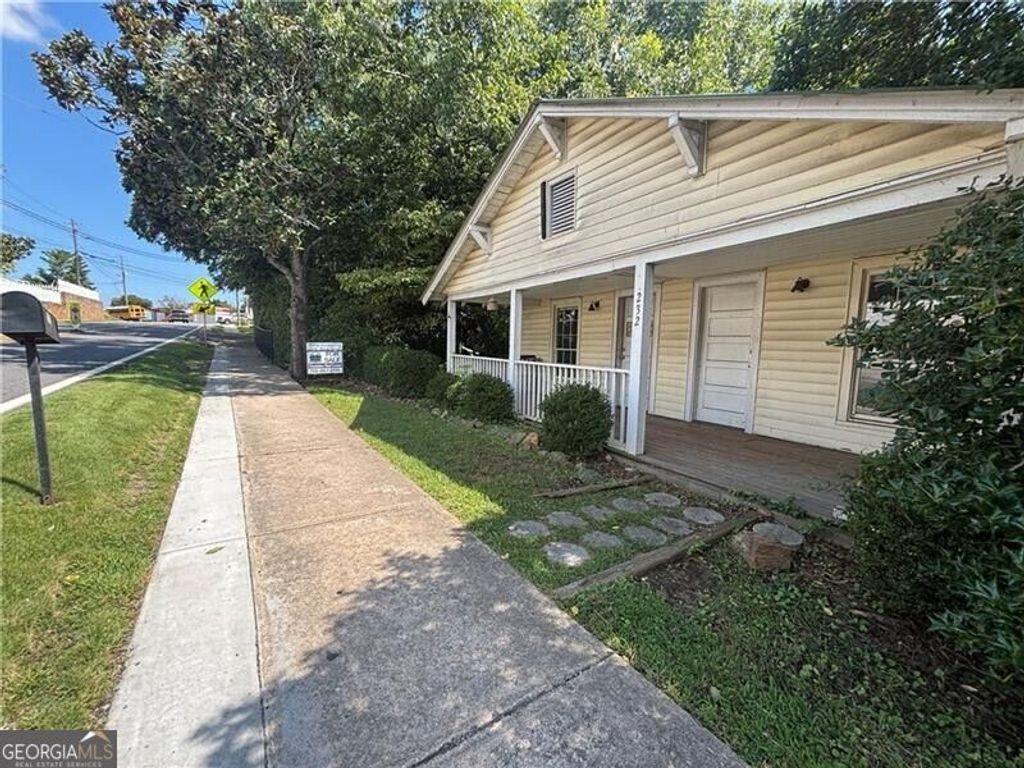 232 Main Street E, Dahlonega, GA 30533