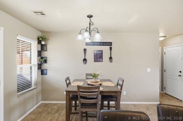 2503 Hunters Court, Claremore, OK 74019