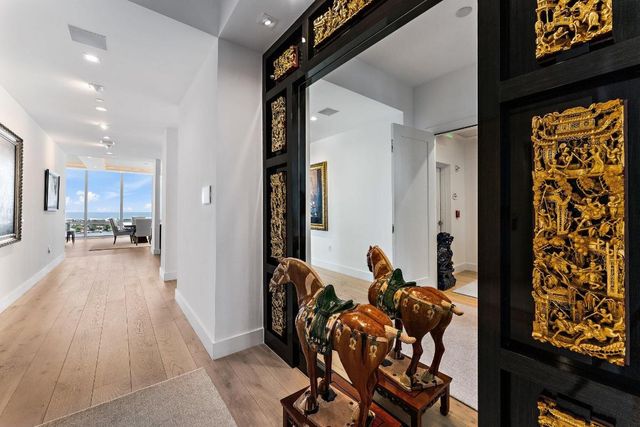 3 Water Club Way 1902, North Palm Beach, FL 33408