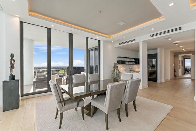 3 Water Club Way 1902, North Palm Beach, FL 33408