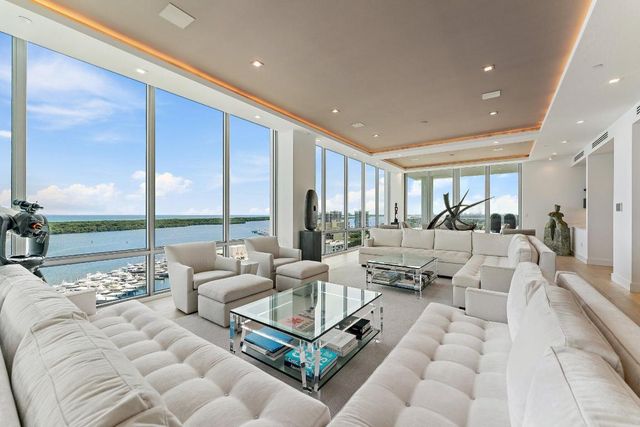 3 Water Club Way 1902, North Palm Beach, FL 33408