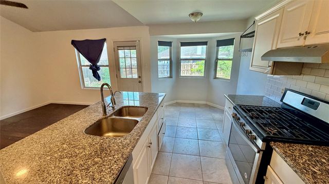 7204 Wardman DR, Del Valle, TX 78617