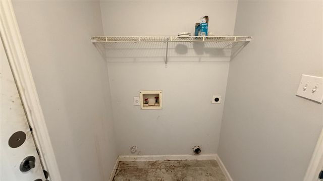 7204 Wardman DR, Del Valle, TX 78617