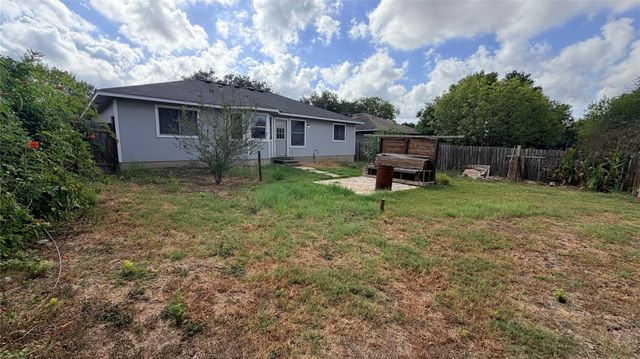 7204 Wardman DR, Del Valle, TX 78617