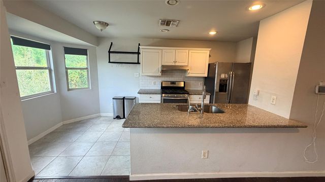 7204 Wardman DR, Del Valle, TX 78617