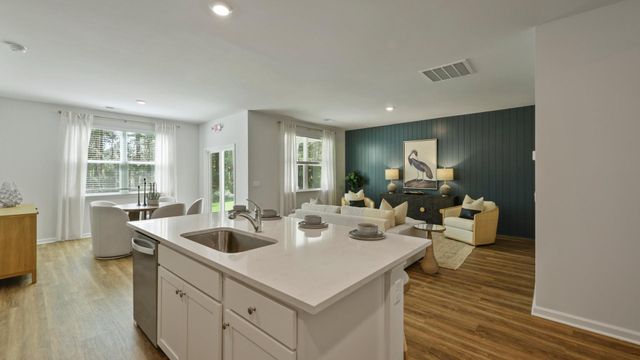 3166 Dalmore Drive, Ravenel, SC 29470