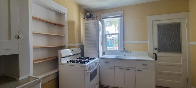 1846 2ND AVENUE N, St Petersburg, FL 33713