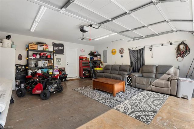 185 Cliffview Drive, Lexington, NC 27292