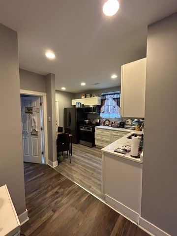 1510 E 73rd Street, Chicago, IL 60619