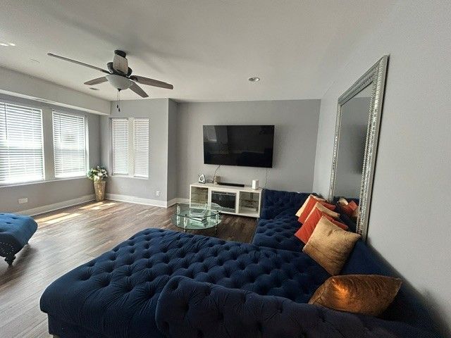 1510 E 73rd Street, Chicago, IL 60619