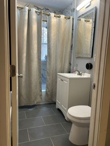 1510 E 73rd Street, Chicago, IL 60619