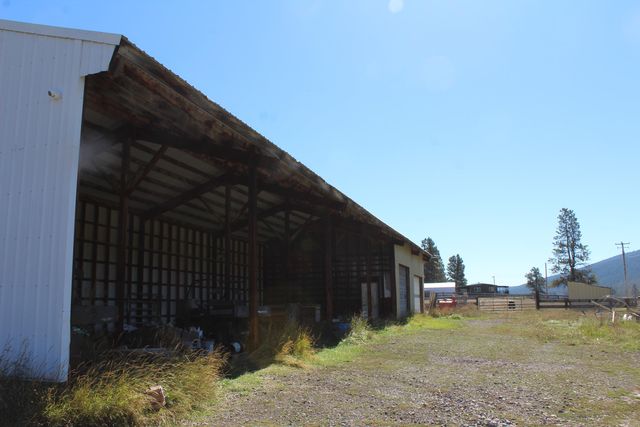 12046 Old Fort Road, Klamath Falls, OR 97601