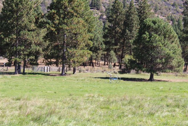 12046 Old Fort Road, Klamath Falls, OR 97601