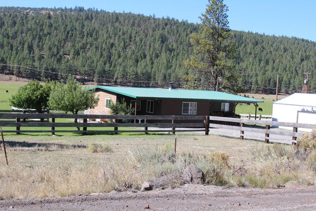 12046 Old Fort Road, Klamath Falls, OR 97601