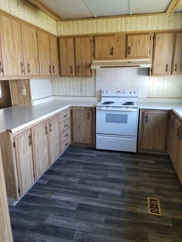 12046 Old Fort Road, Klamath Falls, OR 97601