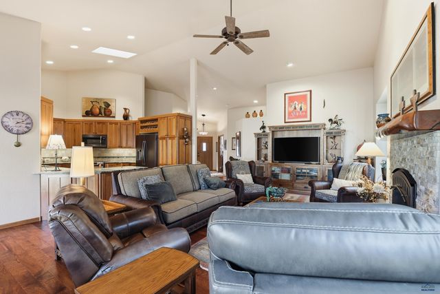 1240 DUFFER DR, Rapid City, SD 57702