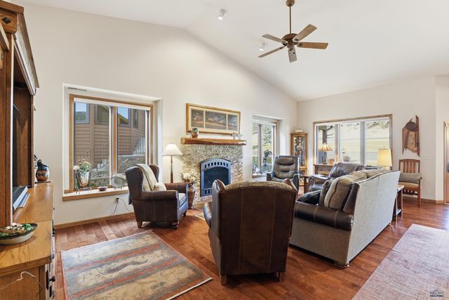 1240 DUFFER DR, Rapid City, SD 57702