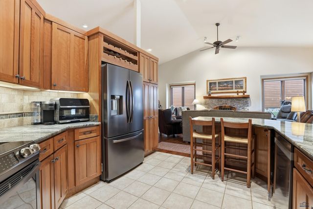 1240 DUFFER DR, Rapid City, SD 57702