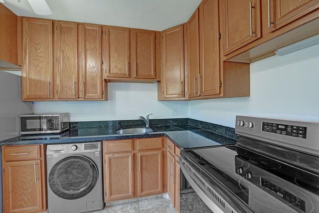 35 Colonial Club Drive 203, Boynton Beach, FL 33435