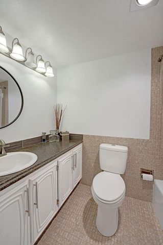 35 Colonial Club Drive 203, Boynton Beach, FL 33435
