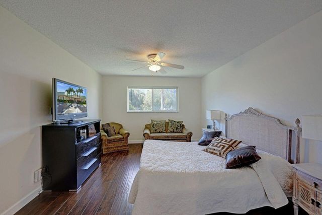 35 Colonial Club Drive 203, Boynton Beach, FL 33435