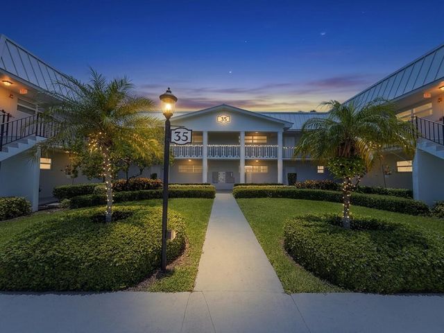 35 Colonial Club Drive 203, Boynton Beach, FL 33435