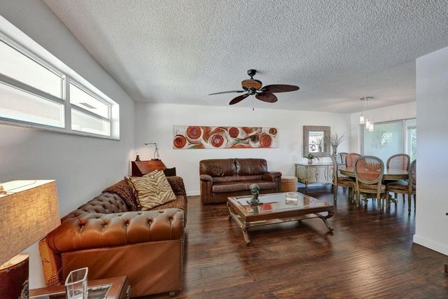 35 Colonial Club Drive 203, Boynton Beach, FL 33435