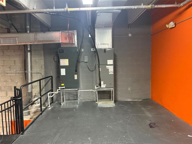 2051 NW 112th Ave 122, Sweetwater, FL 33172