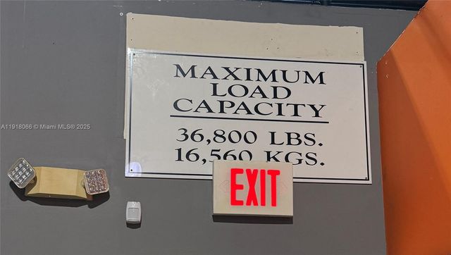 2051 NW 112th Ave 122, Sweetwater, FL 33172