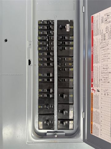 2051 NW 112th Ave 122, Sweetwater, FL 33172