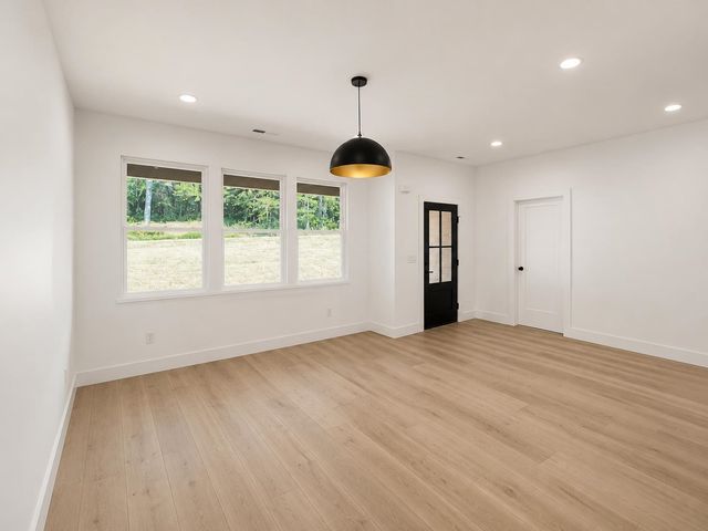 500 Skyline Drive, Campobello, SC 29322