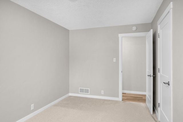 9181 31st Street N, Lake Elmo, MN 55042