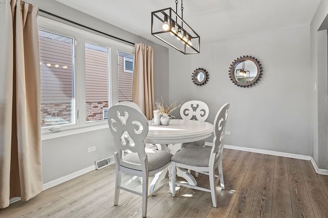 17374 Overhill Avenue, Tinley Park, IL 60477