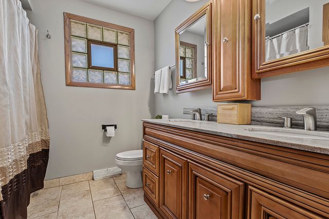 17374 Overhill Avenue, Tinley Park, IL 60477