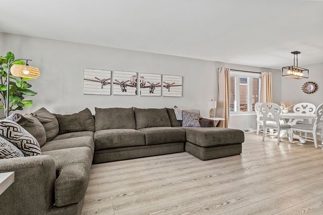 17374 Overhill Avenue, Tinley Park, IL 60477