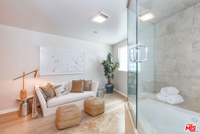 465 S Sherbourne Drive, Los Angeles, CA 90048