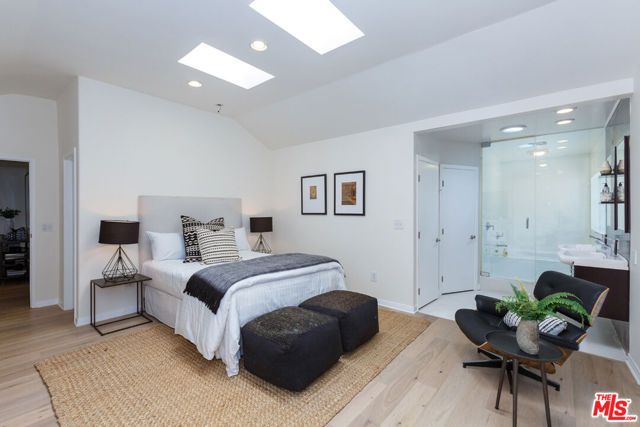 465 S Sherbourne Drive, Los Angeles, CA 90048