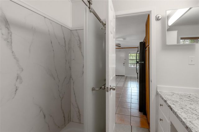 1412 22nd Street B, Huntsville, TX 77340